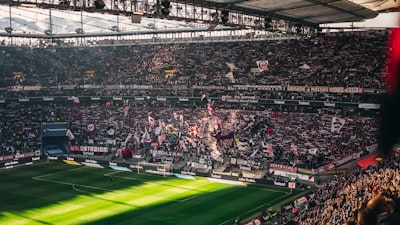 مباريات دوري أبطال أوروبا اليوم للرجالمواجهات نارية وصراعات مثيرة